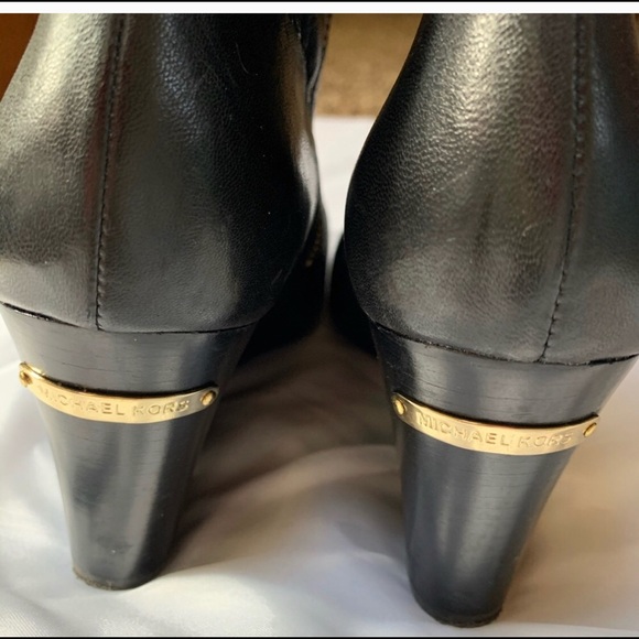 SOLD Michael Kors boots - Picture 2 of 2